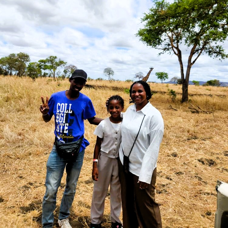 Happy customers enjoying personalized Zanzibar tours and Tanzania safaris with Pasqualino